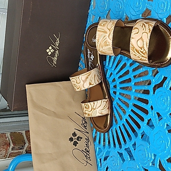 Patricia Nash Flair Sandal - Picture 2 of 9